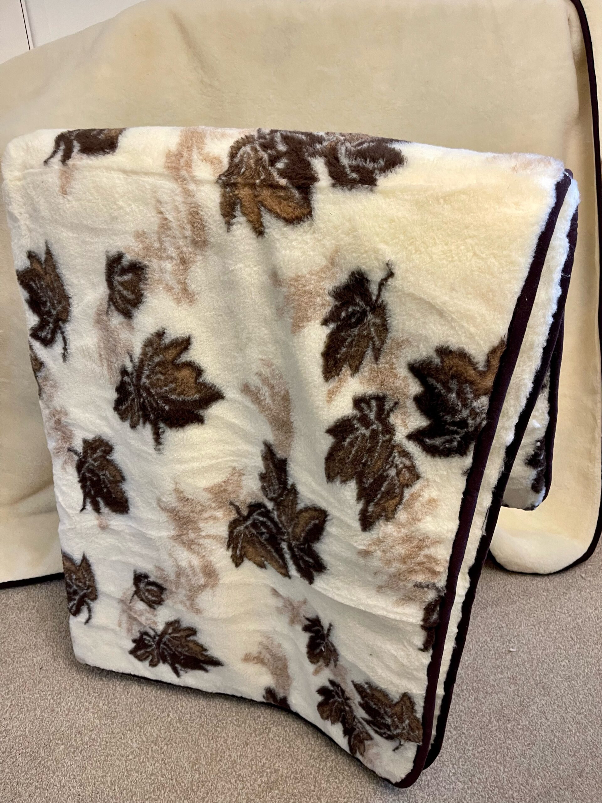 Blanket Double Merino Wool, Leaves, 200cm x 220 cm Baltic Food Oxford